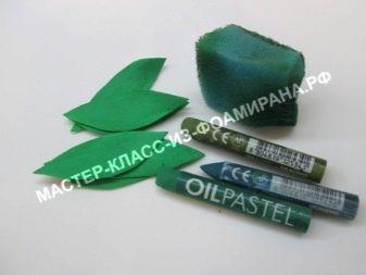 Como fazer um lírio de papel em diferentes técnicas: instruções passo a passo de DIY, as ferramentas e materiais necessários