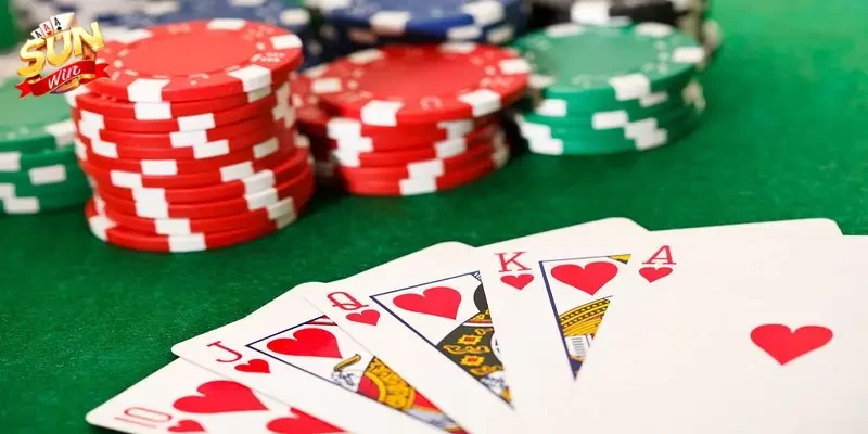 Mẹo chơi poker hay là cân nhắc kỹ lưỡng trước khi chọn theo bài